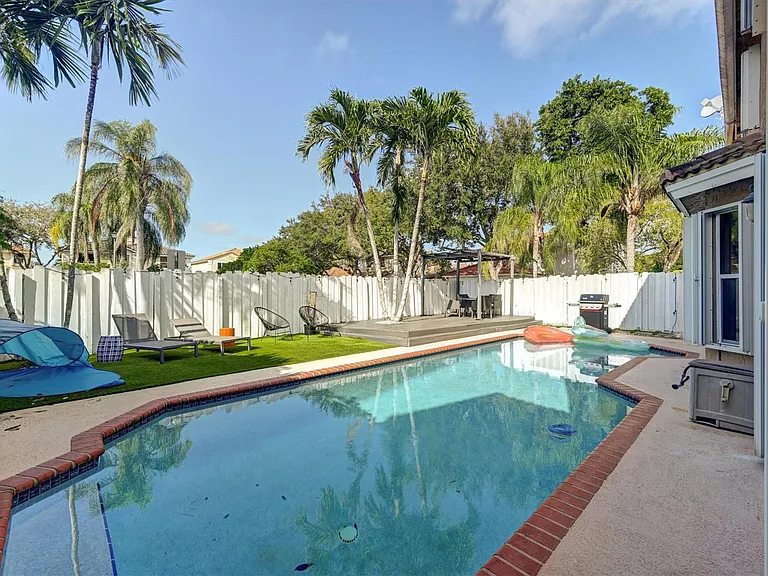 9581 NW 9th Ct — Photo 33
