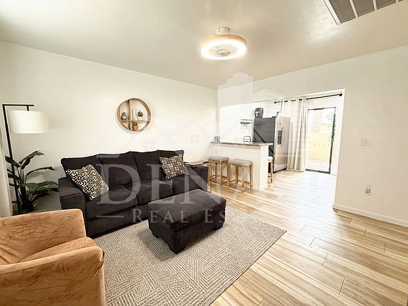 3rd image of 350 N Silverbell Rd APT 140