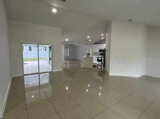 3801 NW 46th Ter, Cape Coral, FL 33993