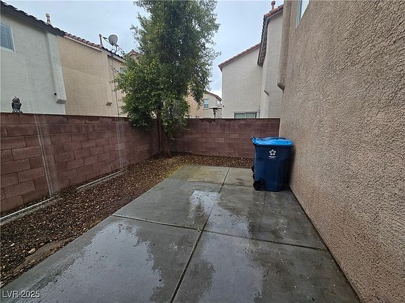 5th image of 6143 Windmill Island Ave