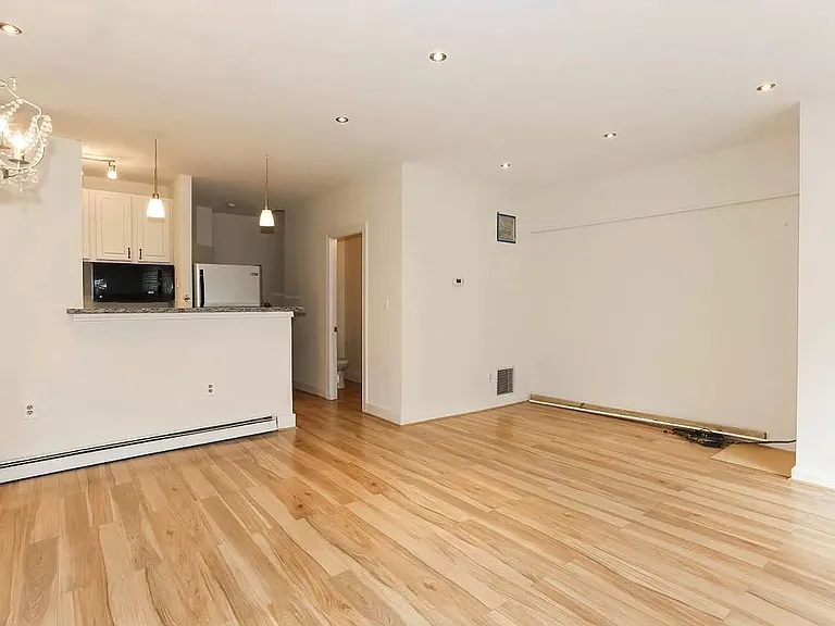 2153 Newport Pl NW — Photo 7