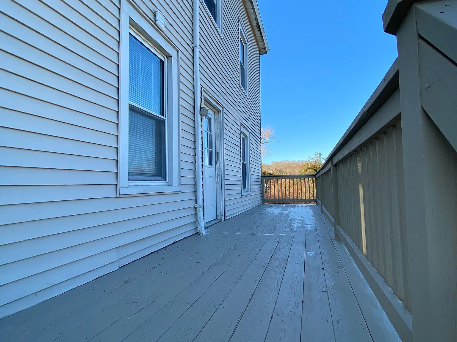 3 bed, 1100 sqft, $1,895 — Photo 1