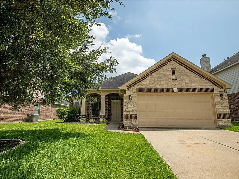 23611 Starbridge Lake Ln — Photo 30