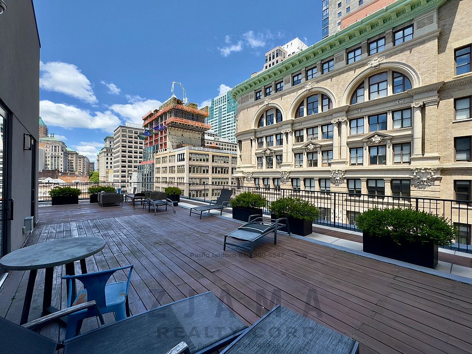 1st image of 72 Willoughby St APT 2C