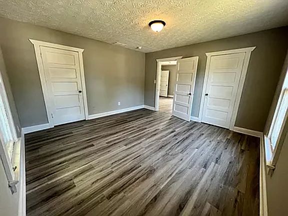 5th image of 1441 Highlawn Ave #Z1