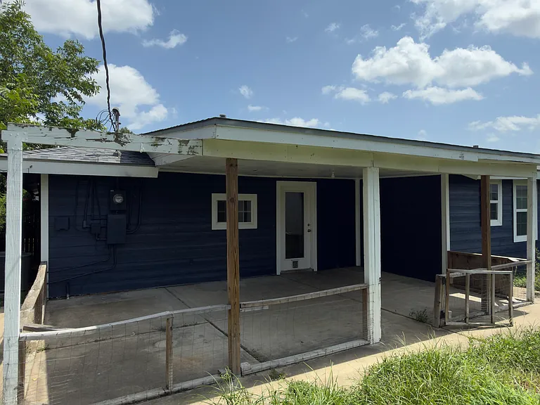 1308 Edward Dr — Photo 11