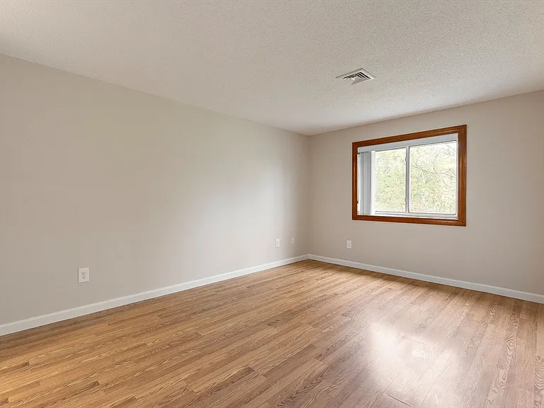 45 Loomis St #317 — Photo 9