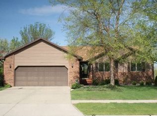 4025 Sable Ln, Cedar Falls, IA 50613