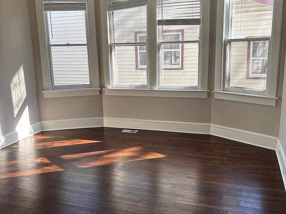 1st image of 825 Spotswood Ave #1