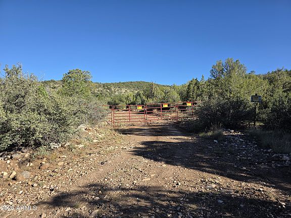 3rd image of 824 Seligman Yavapai County -- #-