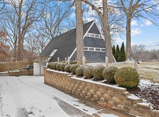 3403 45th St, Moline, IL 61265