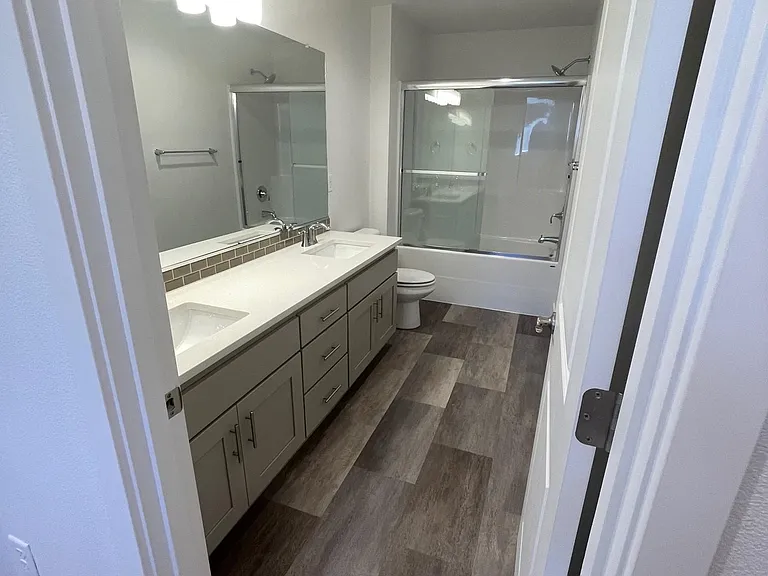 2552 Brackenfern Rd — Photo 18
