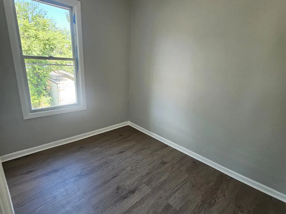 283 Presidential Blvd #2