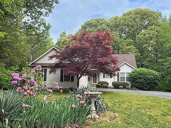2nd image of 15440 Sorrel Ridge Ln