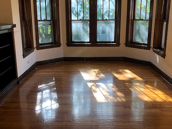 3rd image of 4347 N Keeler Ave APT 2W