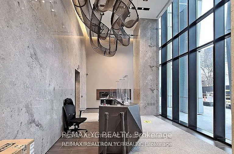 1 Yorkville Ave #710 — Photo 3