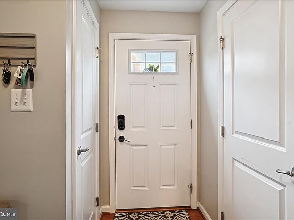2nd image of 7673 Timbercross Ln