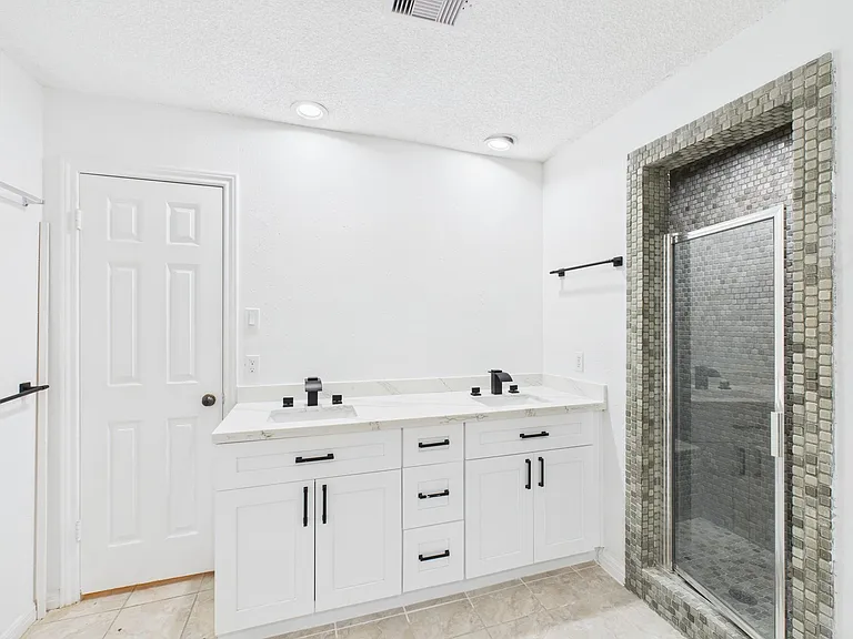 7610 Hopewell Ln — Photo 26