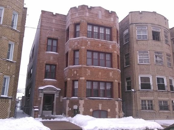 2nd image of 9245 S Bishop St