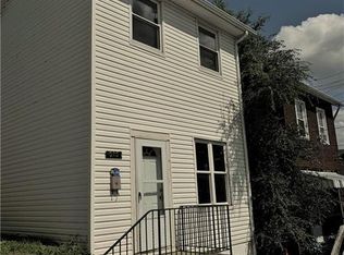 215 Kramer Way, Pittsburgh, PA 15211