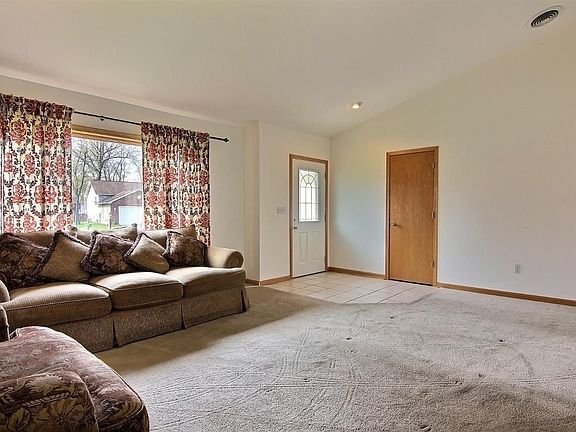 4th image of 2752 Cypress Ln