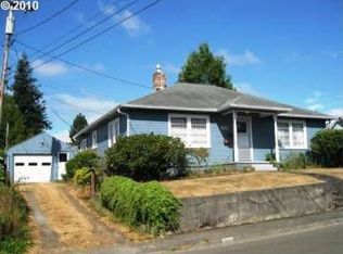 951 N Collier St, Coquille, OR 97423