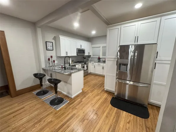 820 Classen Blvd, Norman, OK 73071