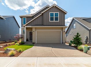 380 W Dixon Dr, Newberg, OR 97132