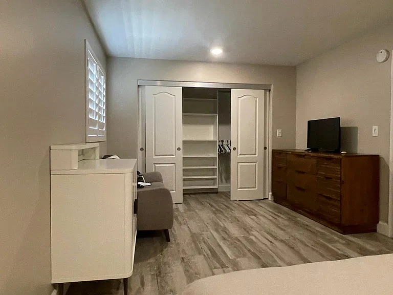 509 E Vista Del Cerro Dr — Photo 8