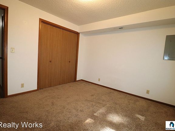 3rd image of 5416 S 38th St #1