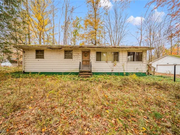 7805 Penn Line Dr, Williamsfield, OH 44093