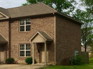 210 Highland Dr, Searcy, AR 72143