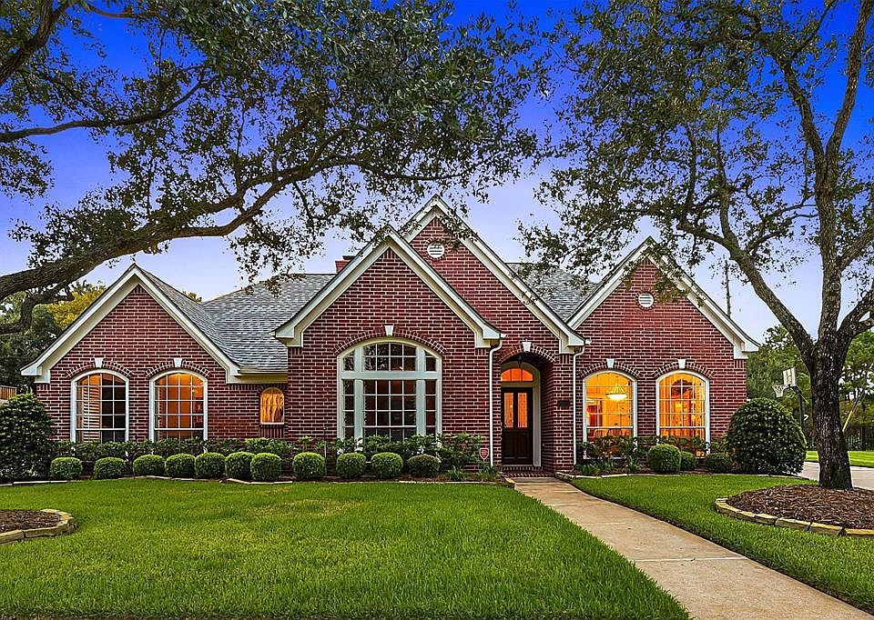 1st image of 22202 Treesdale Ln