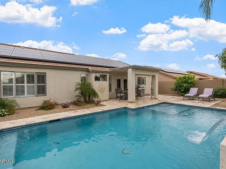 15257 W Hearn Rd — Photo 29