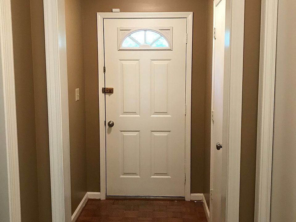 1st image of 3081 Woody Ln