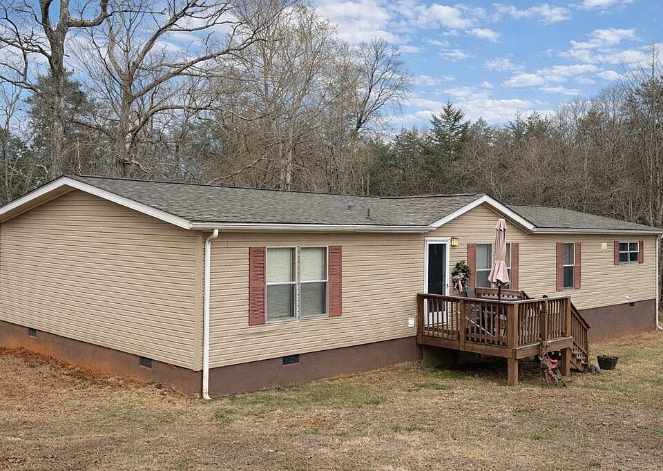 2nd image of 369 Smith Rd