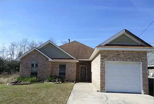 577 Panther Dr Photo 1