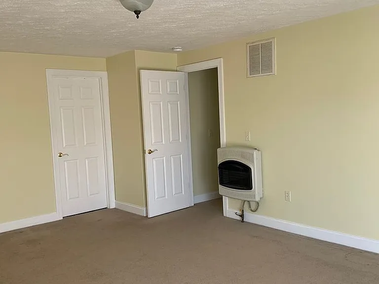 330 Pin Oak Dr — Photo 20
