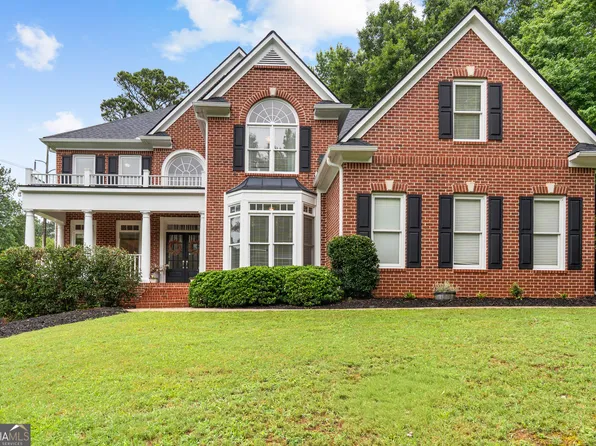 340 Broadmoor Dr, Fayetteville, GA 30215