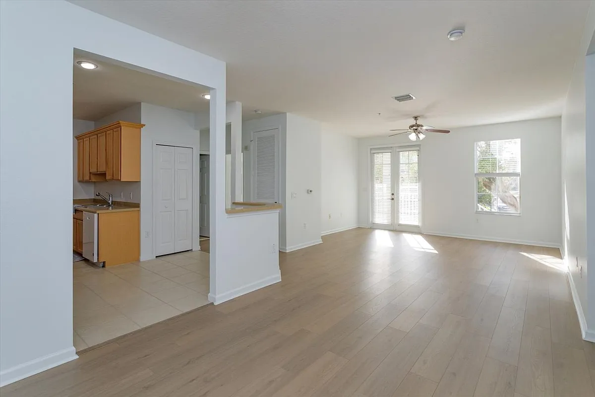 Building Photo - 4351 Anson Ln #102