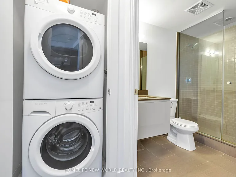 200 Bloor St W #402 — Photo 11
