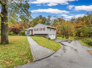 14 Lundy Ln, Wayland, MA 01778