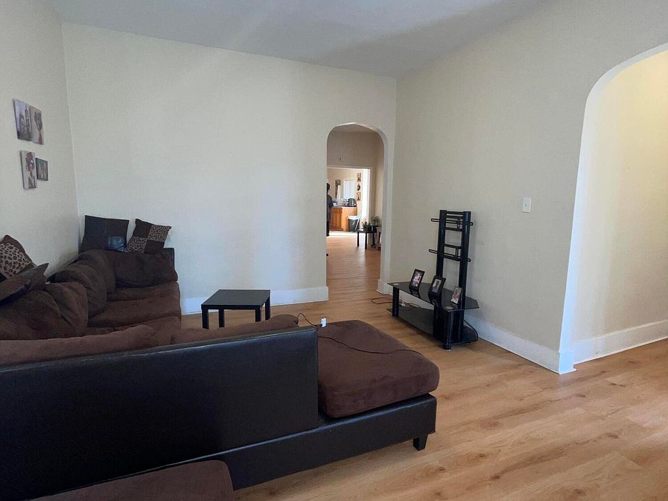 9 Bayard St Amsterdam NY Zillow