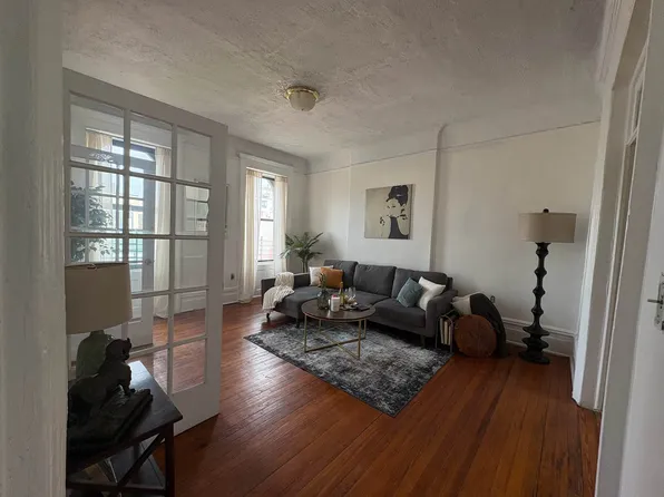 316 West 112th Street 5E image 2 of 38