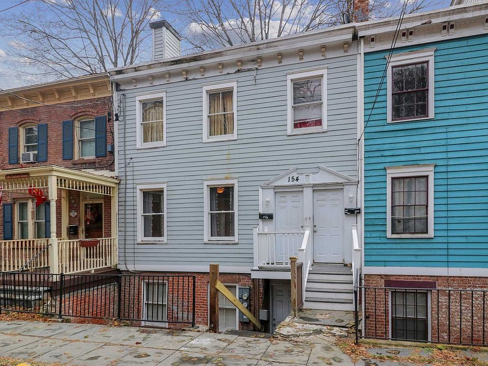 1st image of 154 Dubois St