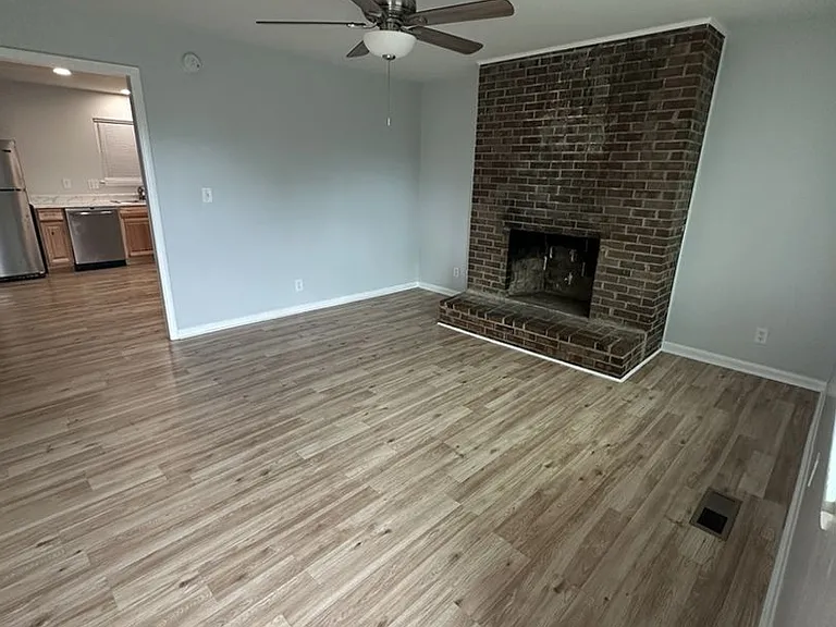 229 Clift View Dr #A — Photo 2