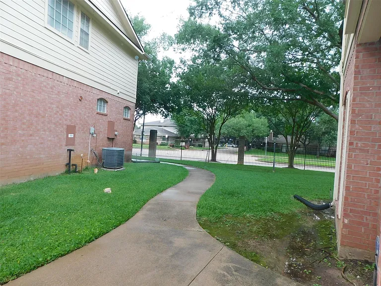2710 Grants Lake Blvd #K1 — Photo 23