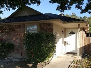 522 Rawls Cir, Irving, TX 75061