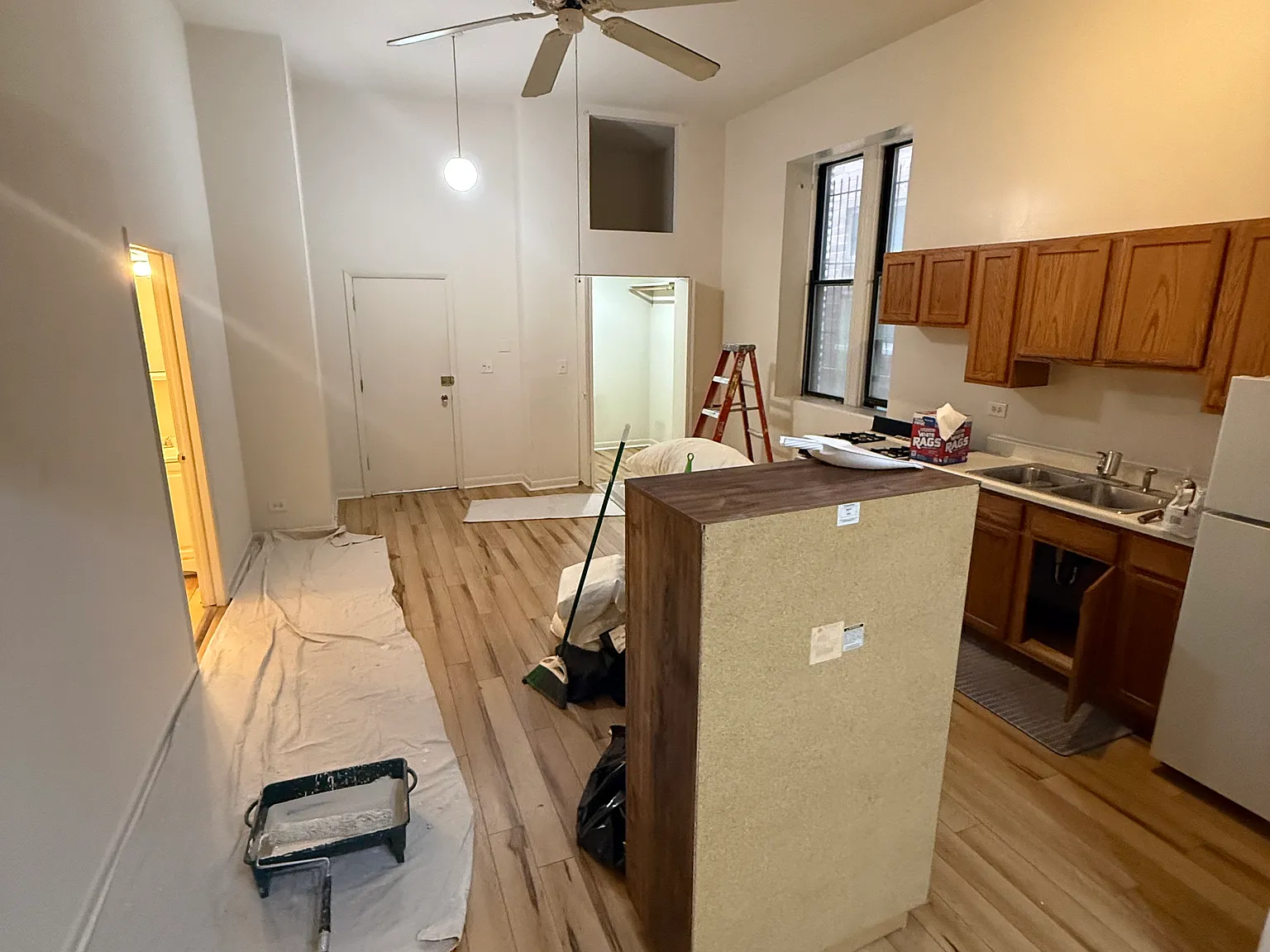 1 bed, 1200 sqft, $2,000 — Photo 1