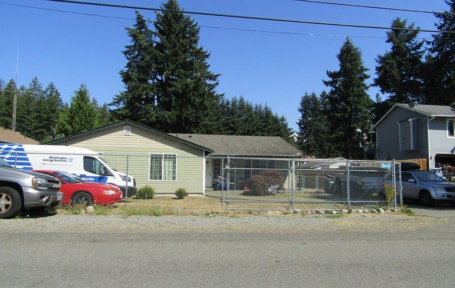 1st image of 10509 210th Ave E